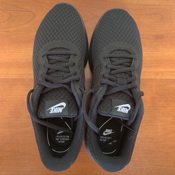 Nike Sneakers - Picture 2 of 7